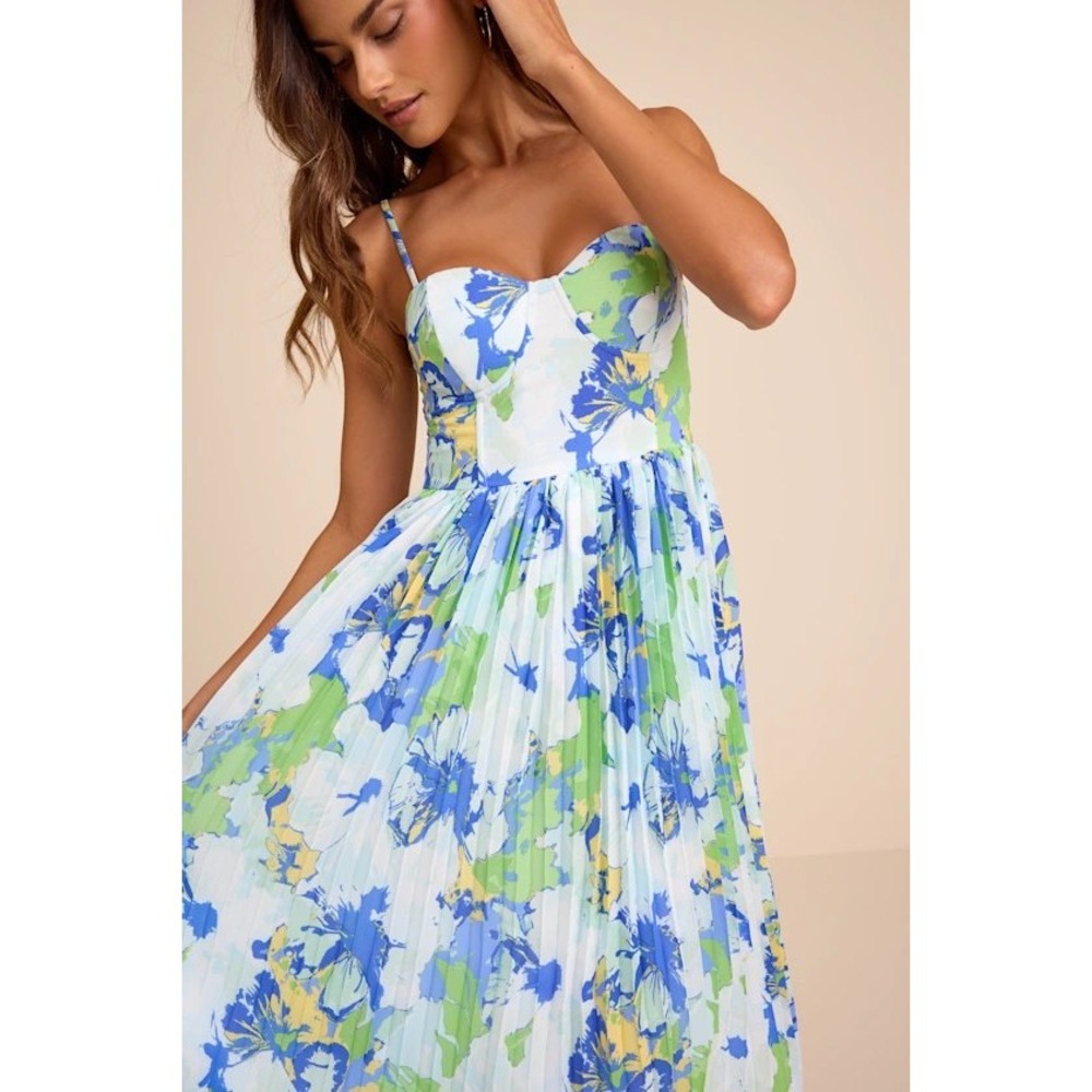 Lulus Dorothy Floral Pleated Midi Dress Womens XS Light Blue Multi Sweetheart - Picture 3 of 9